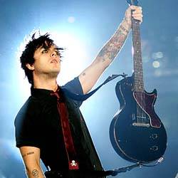 Green Day представили песню, посвященную Amy Winehouse