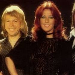 Лондонцы споют с двойниками ABBA