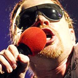 Менеджер Guns N’ Roses опроверг обвинения в плагиате