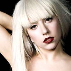 Lady Gaga переиздает свой дебютный альбом «The Fame»