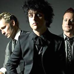 Рокеры Green Day запишут новую версию своего сингла «21 Guns»