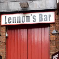 Йоко Оно угрожает судом владельцу Lennon’s Bar