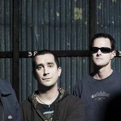 The Offspring пердставят поклонникам новую песню