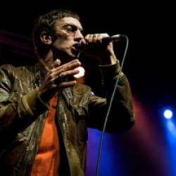 Richard Ashcroft прервал концерт по загадочным причинам